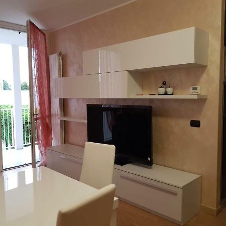 Milano Malpensa Grandi Ap Apartment กัลลาราเต ภายนอก รูปภาพ