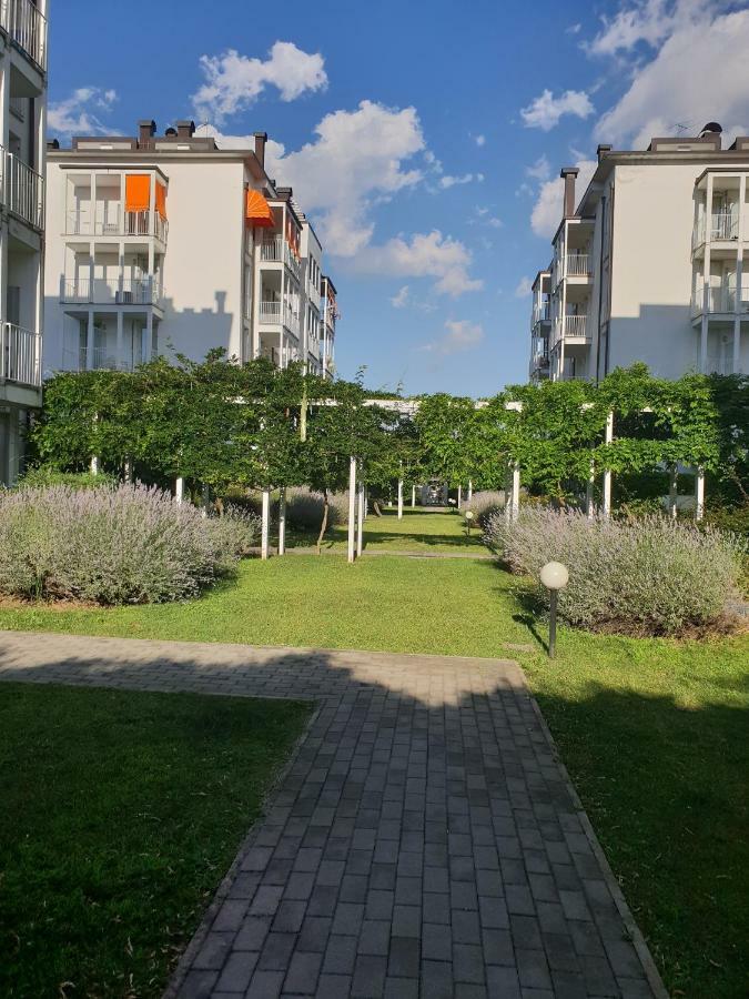 Milano Malpensa Grandi Ap Apartment กัลลาราเต ภายนอก รูปภาพ