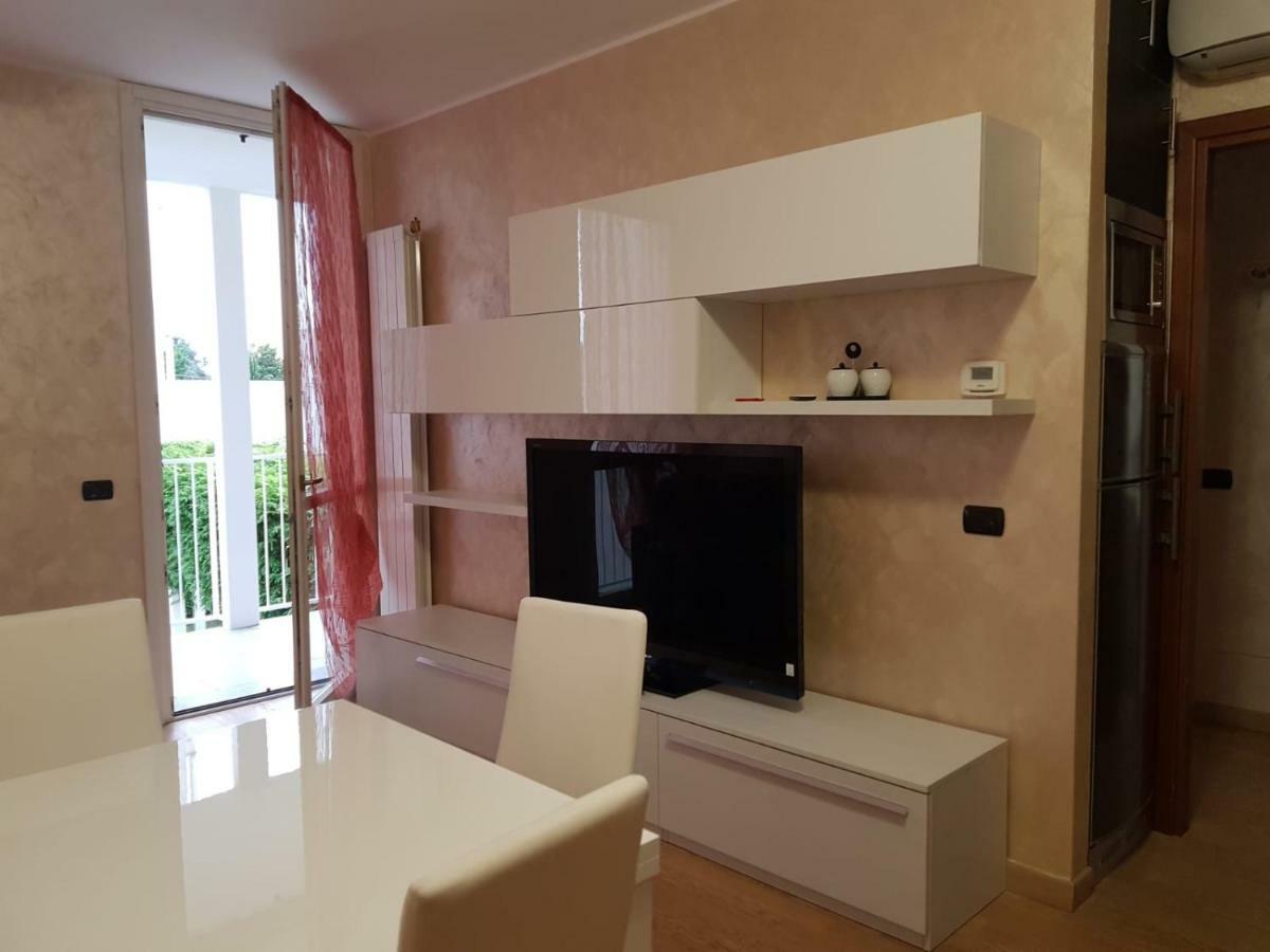 Milano Malpensa Grandi Ap Apartment กัลลาราเต ภายนอก รูปภาพ