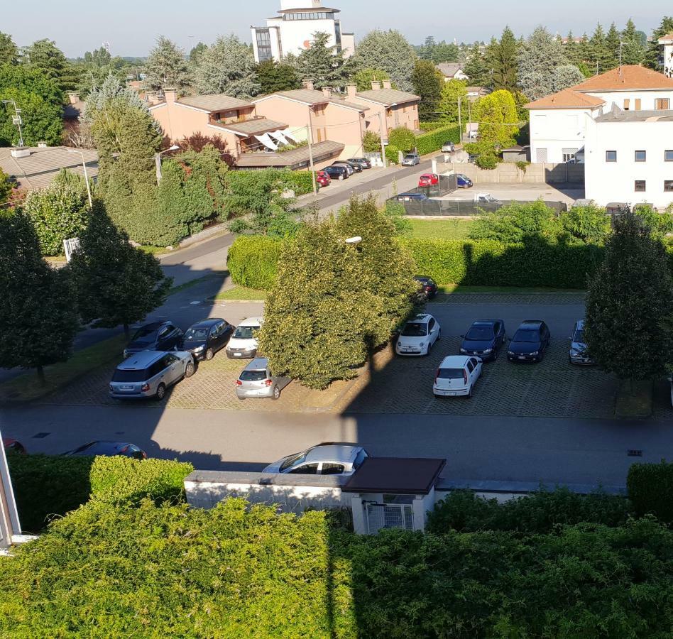 Milano Malpensa Grandi Ap Apartment กัลลาราเต ภายนอก รูปภาพ
