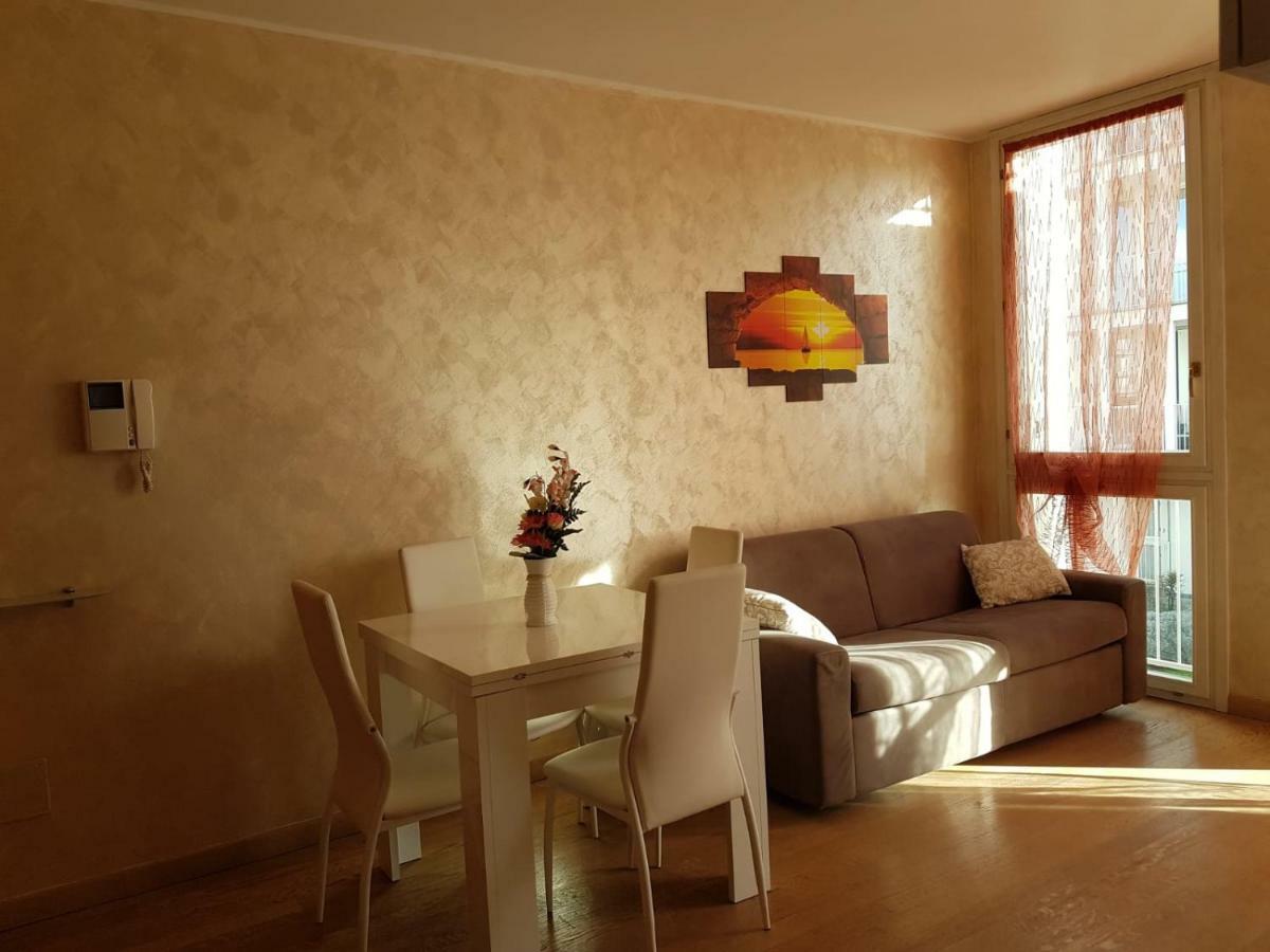 Milano Malpensa Grandi Ap Apartment กัลลาราเต ภายนอก รูปภาพ