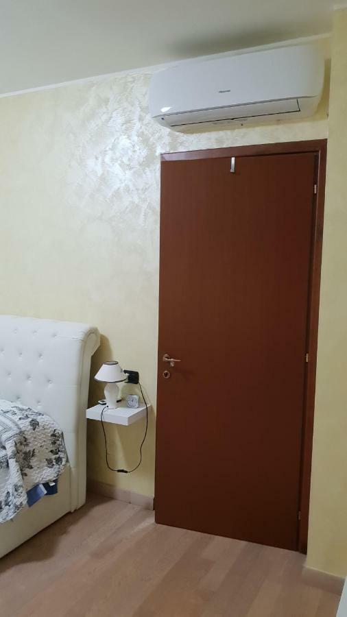 Milano Malpensa Grandi Ap Apartment กัลลาราเต ภายนอก รูปภาพ