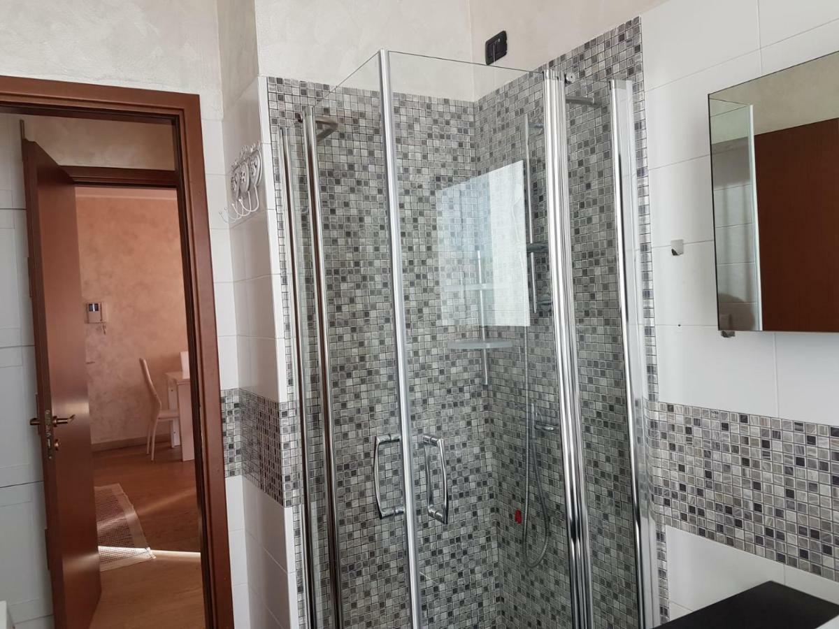Milano Malpensa Grandi Ap Apartment กัลลาราเต ภายนอก รูปภาพ